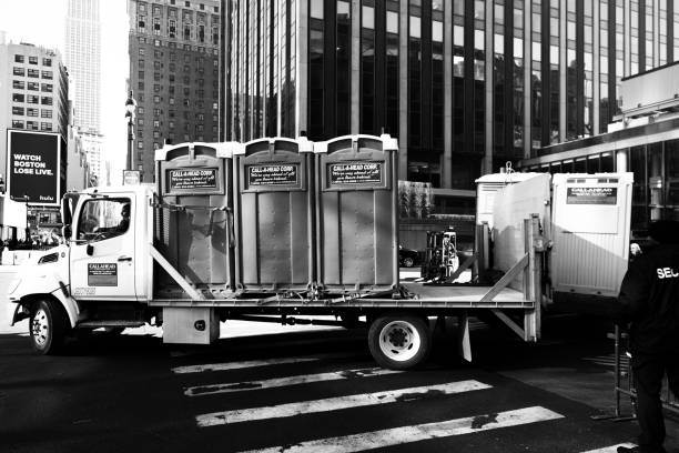 Best Sanitation services for porta potties  in Waverly, OH